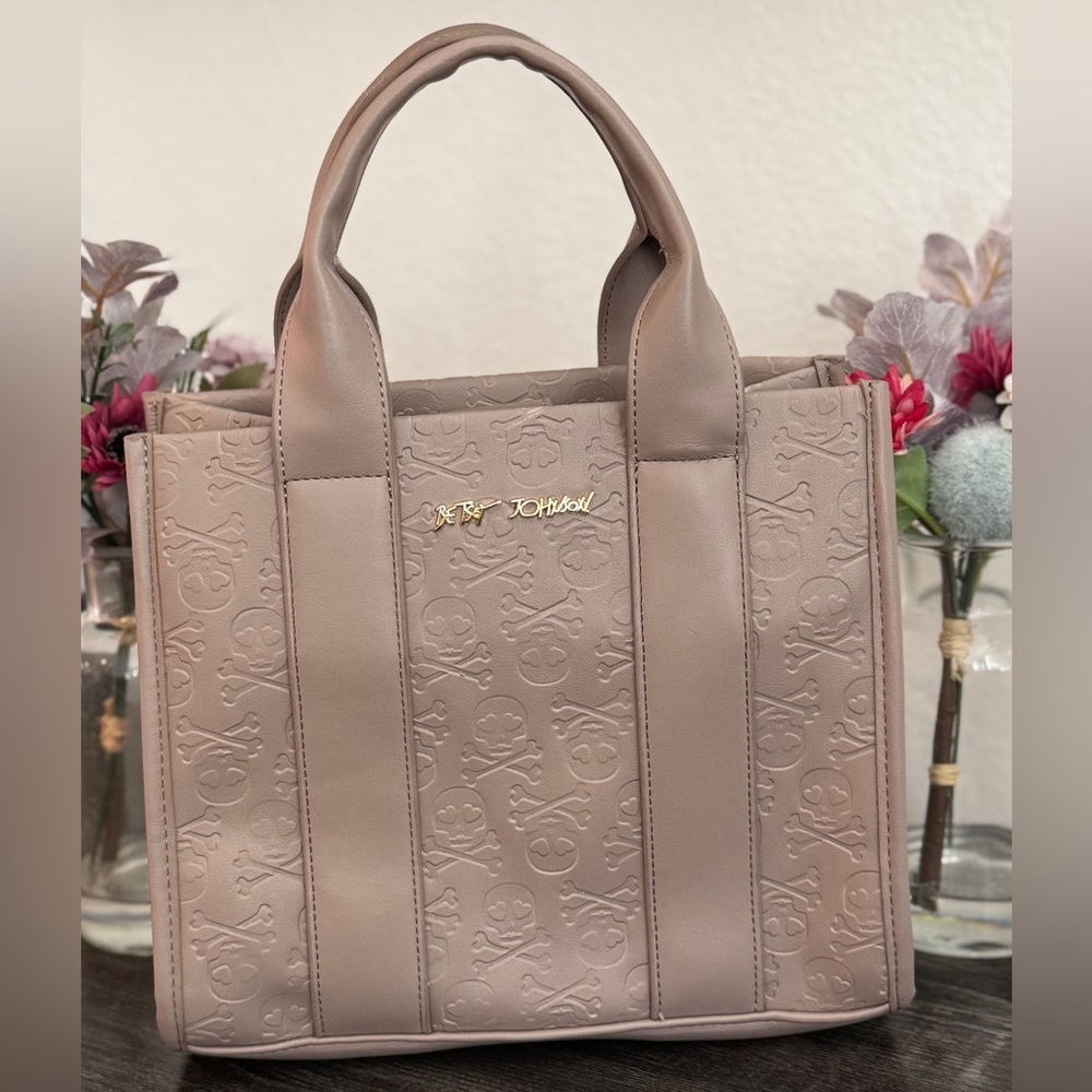 Betsey Johnson Taupe Skull Embossed Tote Bag Satchel Top Handle Purse - Picture 2 of 12